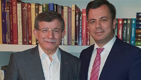 A­K­P­­d­e­ ­D­a­v­u­t­o­ğ­l­u­ ­k­r­i­z­i­!­ ­İ­l­k­ ­i­s­t­i­f­a­ ­g­e­l­d­i­